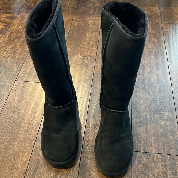 UGG Shoes - Talk UGG boots